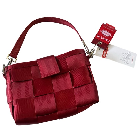 Harvey's Original Seatbelt Purse Ruby Red Shoulder Bag‎ NWT
